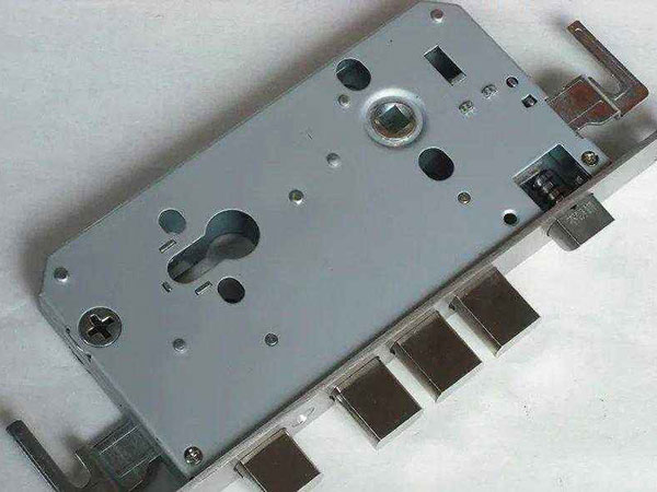 洛浦24小时上门开锁公司